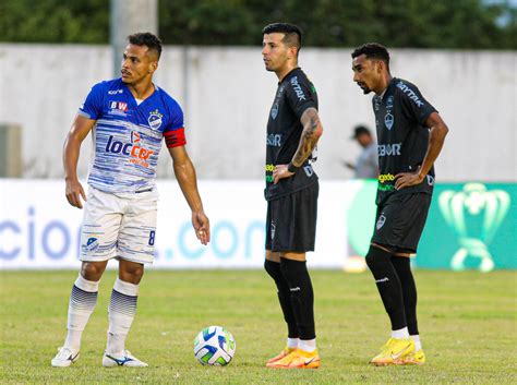 Confira fotos do jogo entre São Raimundo RR e Cuiabá pela primeira fase