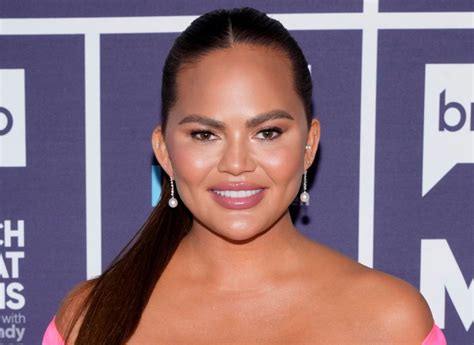 Chrissy Teigen Announces Exciting Career Move That Thrills Fans Parade