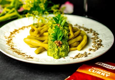 Fasolka Szparagowa W Sosie Mietanowym Z Pietruszkowym Pesto