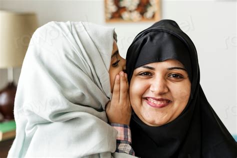 Sweet Muslim Mother And Daughter Premium Photo Rawpixel