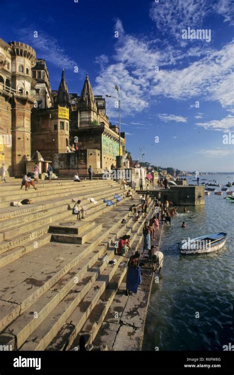 ganga bathing ghat, varanasi, uttar pradesh, india Stock Photo - Alamy