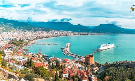 D Nyan N En G L Sporcular Alanya Ya Geliyor Turizm G Nl