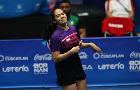 Como el ‘ping pong’ Adriana Díaz - Primera Hora