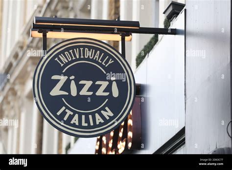 Zizzi Italian London Hi Res Stock Photography And Images Alamy