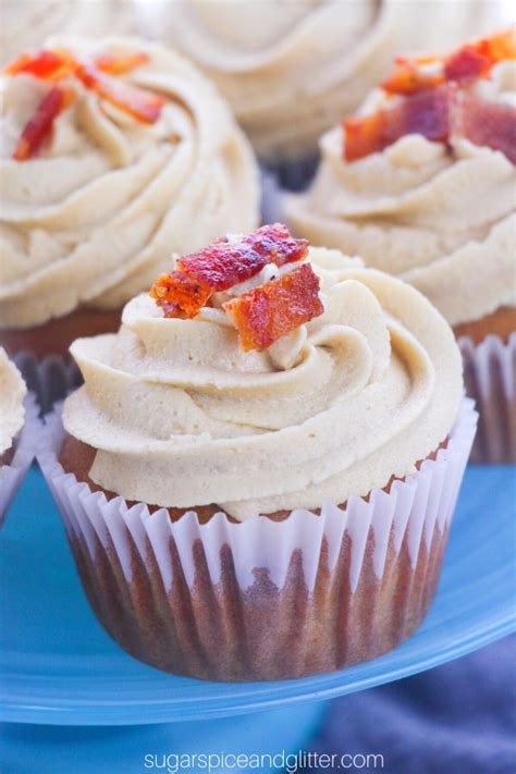 Maple Bacon Cupcakes ⋆ Sugar Spice And Glitter