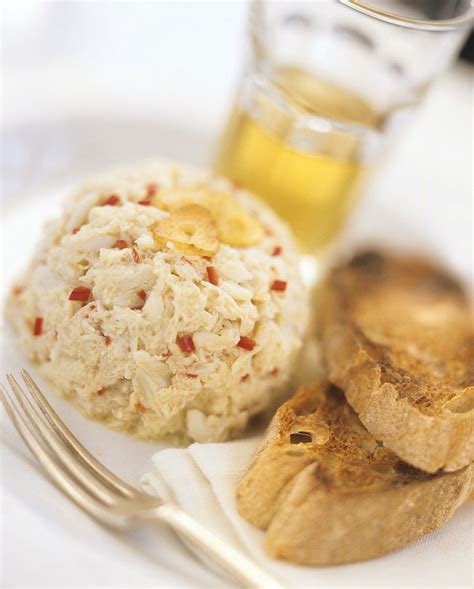 Crab Salad with Garlic recipe | Eat Smarter USA