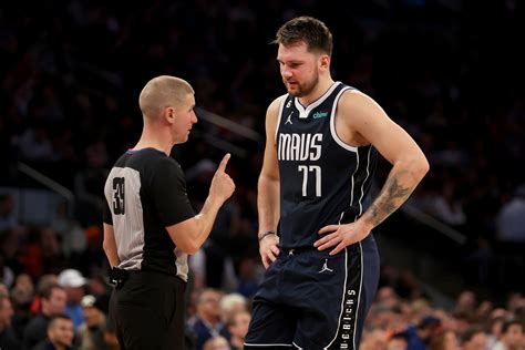 Luka Doncic S Injury Status For Mavs Clippers Game Fastbreak On Fannation