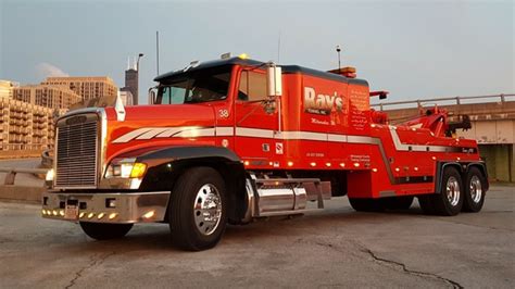 Rays Towing Milwaukee Wi 1996 Freightliner Fld120 W Vulcan V60