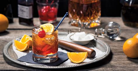 55 Great Whiskey Cocktails for Any Occasion