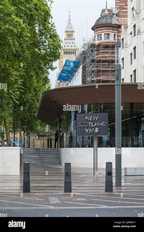 Exterior Of New Scotland Yard Metropolitan Police Headquarters On