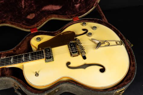 1956 Gretsch 6136 White Falcon Guitarpoint