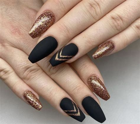 Elegant Black Nail Art Ideas For A Glamorous Touch Homie Daily