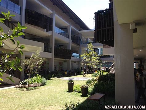 Ayala Malls Serin Tagaytay New Mall In Tagaytay City A Photo On