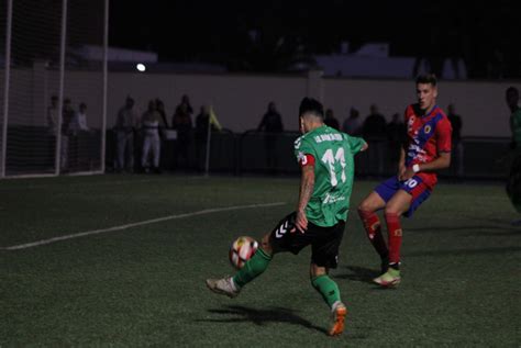 El Uni N Sur Yaiza Y La Ud Lanzarote Empatan A Cero En Un Derbi Muy