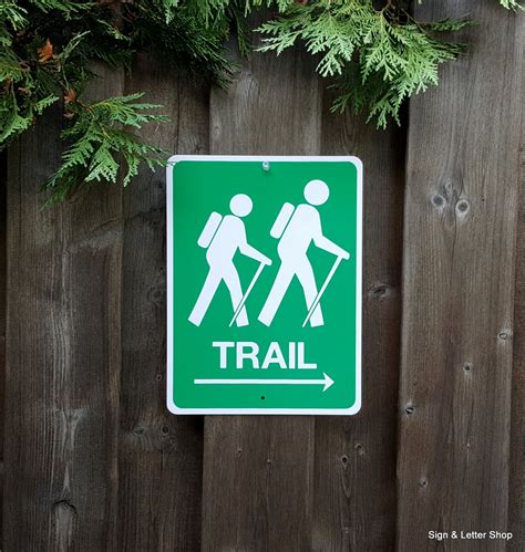 Hiking Trail Sign Metal Road Sign Cottage Lake Lodge Resort Decor Prop ...