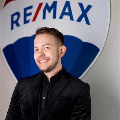 Joseph Almada Austin Tx Real Estate Associate Re Max Fine Properties