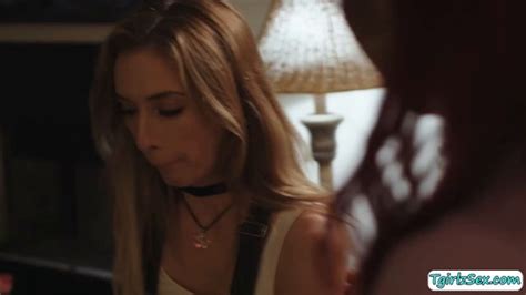 Hot Bigtits Transsexual Foxxy Licks And Fucks Females Pussy Freahx1290