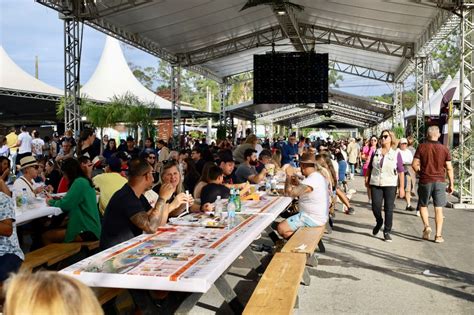 Mais de 30 mil pessoas passaram pela 12ª Festa da Tainha