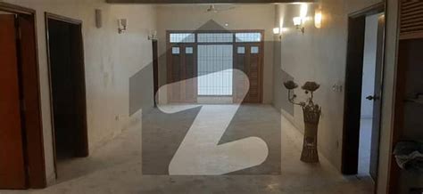 Bed Rooms Drawing Room Lounge Nd Floor Flat For Rent Near Imtiaz