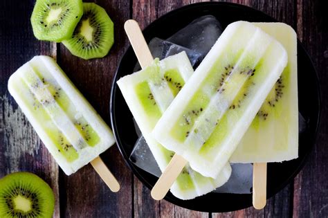 Rezept Kiwi Eis Am Stiel Fruchtiger Geht S Nicht Brigitte De