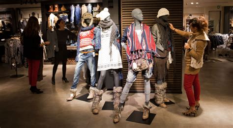 Qué es el fast fashion la moda rápida y por qué es tan