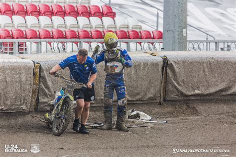 U24 Ekstraliga Pogrom na Motoarenie w cieniu kontuzji Pørtnera KST