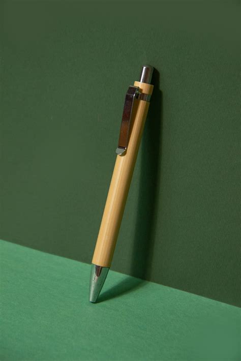 Handcrafted Bamboo Refillable Pen For Smooth Hand Writing Eco