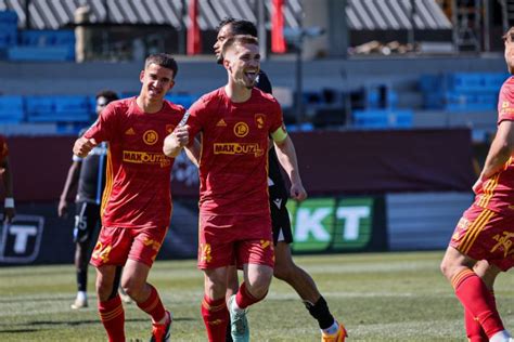 Raf Aja Compte Rendu Du Match Rodez Aveyron Football