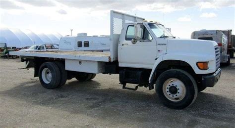 K 1364 1998 Ford F800 Flatbed Truck Pickett Auction Service