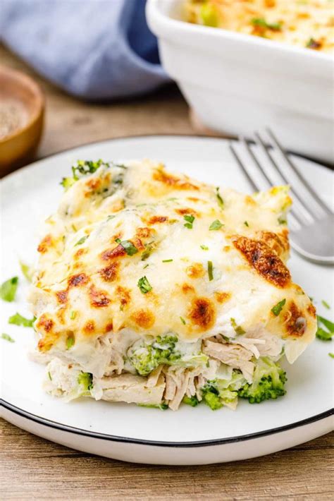 Crave Worthy Keto Chicken Alfredo Bake With Broccoli And Bacon Keto Pots