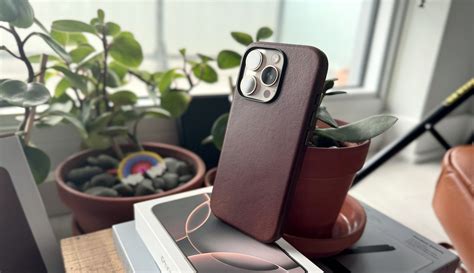 Review Nomads Full Wrap Traditional Leather Iphone 16 Case