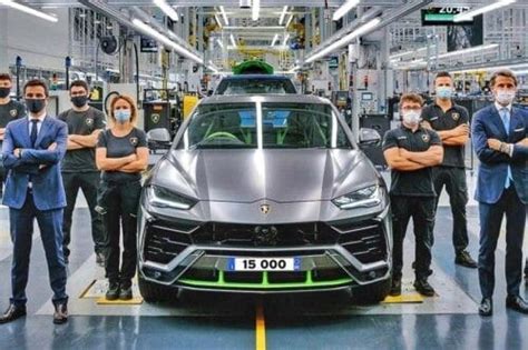 Lamborghini Hits Production Record With Th Urus