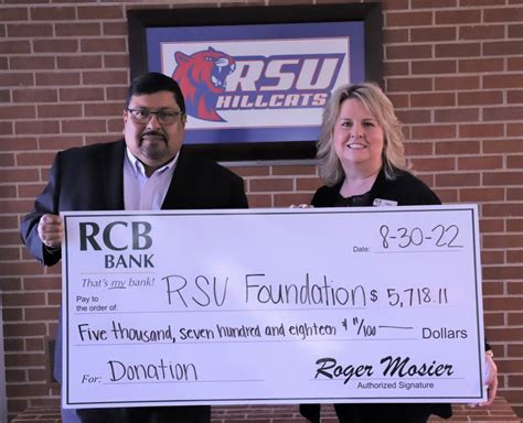 RCB Bank Trust Donates to RSU Foundation - RCB Bank