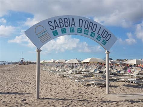 Prenota Il Tuo Ombrellone A Bagni Lido Sabbia D Oro Beacharound