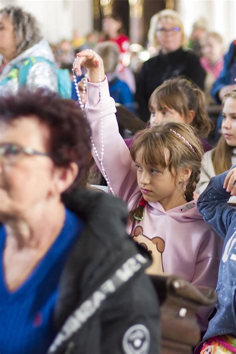 Pielgrzymka Dzieci Do Krzeszowa Opactwo Pocysterskie W