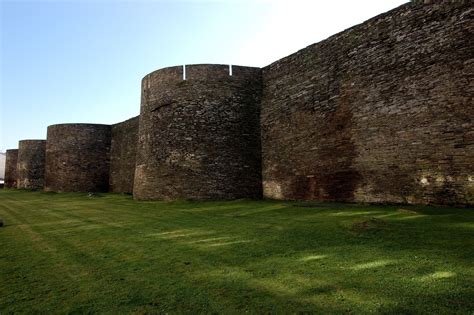 Muralla De Lugo Curiosidades Y Misterios Viajes De Primera