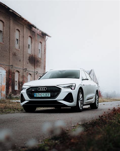 Audi Car White Front View Hd Phone Wallpaper Peakpx