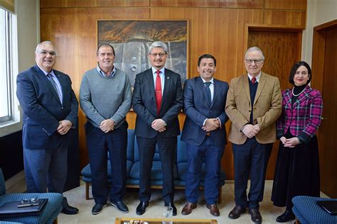 Rector Se Reuni Con Directores De La Junta Directiva Designados Por El