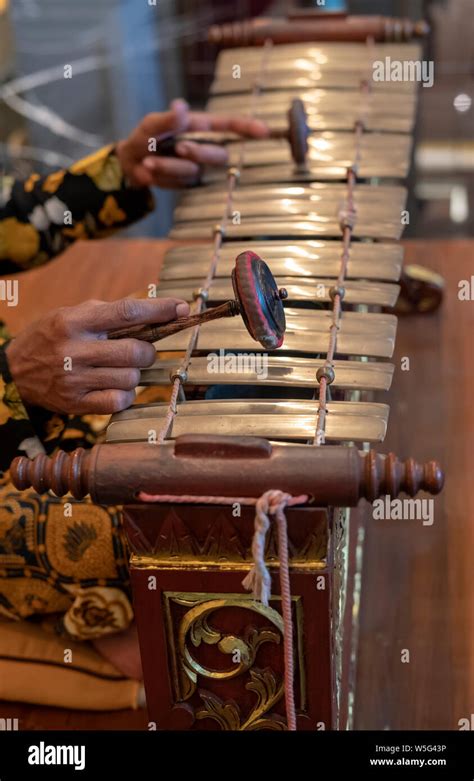 Gamelan Gender