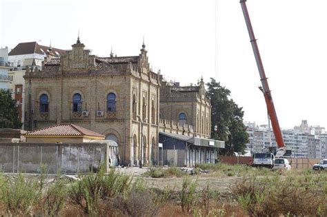 Adif Comienza La Demolici N Y Desescombro En La Antigua Estaci N De Renfe