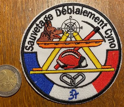 ECUSSON PATCH SAUVETAGE Déblaiement Cyno Écu 41 Très Rare EUR 59 99