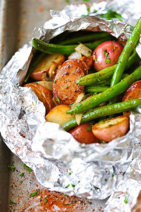 5 Quick And Easy Foil Packet Dinners For Busy Weeknights Tlcme Tlc