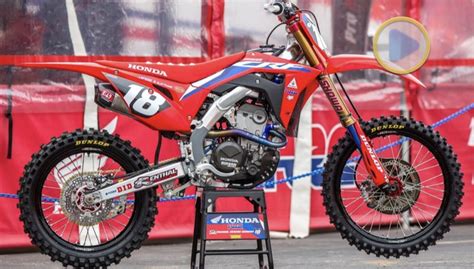 VÍDEO Detalhes da HRC Honda CRF250 Factory de Jett Lawrence MOTOMUNDO