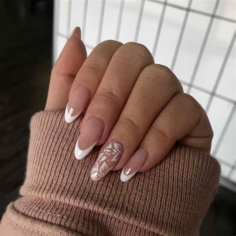 French Manicure Designs With Flowers