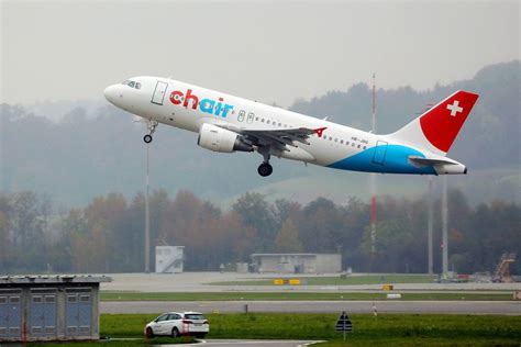 Swiss Air Lines A Taxiing In Zurich Airport Creative Commons Bilder