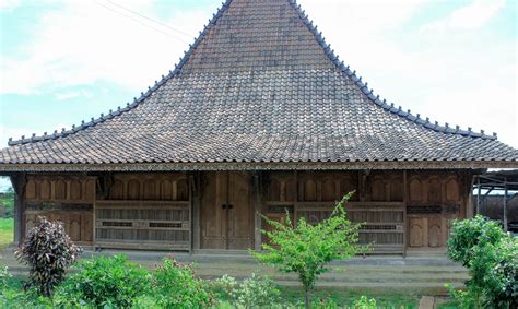 Rumah Kayu Kuno Rumah Joglo Kudusan Tiang 25 Cm