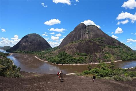 Cerros De Mavecure Una Expedici N Al Coraz N De Guain A