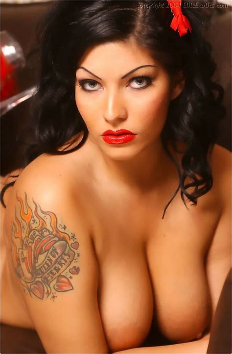 Shelly Martinez Naked Telegraph