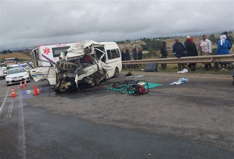 Accident Involving Two Taxis Claims Lives Of Eight Outside Mthatha News24