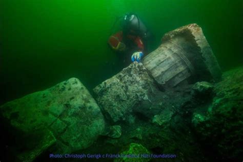 Subaquatic Temple and Countless Treasures Discovered in Egypt's Sunken City of Heracleion ...